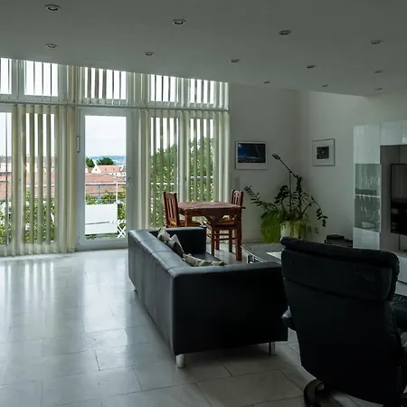 Apartment Seerhein
